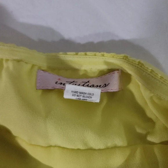 Intuitions Anthropologie Yellow Jewel Embellished Silk Tank Top Size Medium - Picture 7 of 8